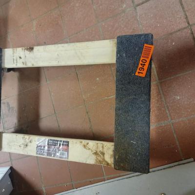 Equipment Mover with casters