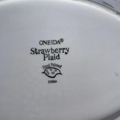 Oneida Strawberry Plaid Oval Platter