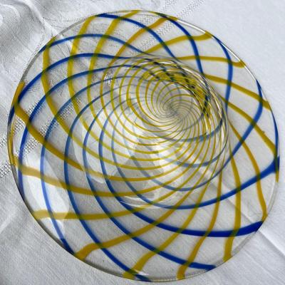 Swirl glass bowl Fused style