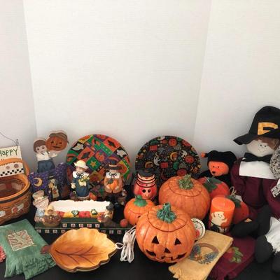 Large Fall, Thanksgiving & Halloween ðŸŽƒ Lot -Lot 177