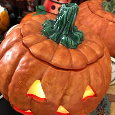 Large Fall, Thanksgiving & Halloween ðŸŽƒ Lot -Lot 177
