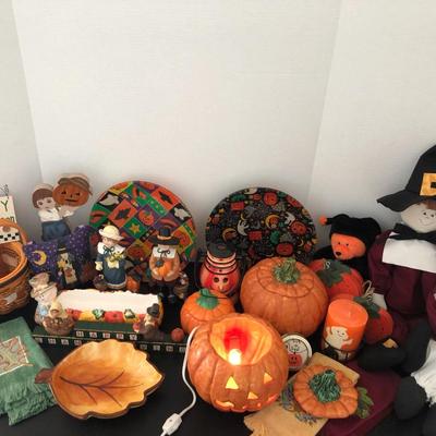 Large Fall, Thanksgiving & Halloween ðŸŽƒ Lot -Lot 177