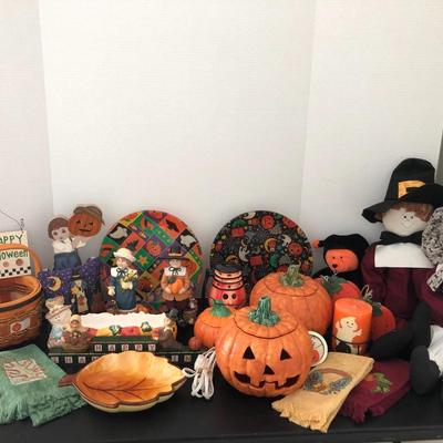 Large Fall, Thanksgiving & Halloween ðŸŽƒ Lot -Lot 177