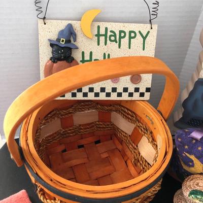 Large Fall, Thanksgiving & Halloween ðŸŽƒ Lot -Lot 177