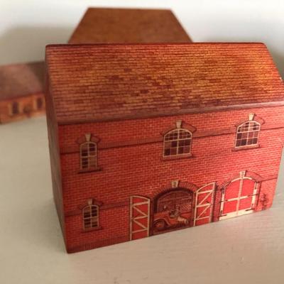 Miniature Wooden Houses ðŸ  -Lot 180