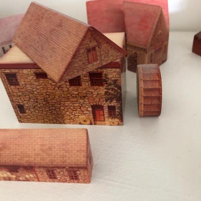 Miniature Wooden Houses ðŸ  -Lot 180