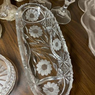 Large Lot Of Clear Glassware Cakeplate Vases Serving Dishes +++