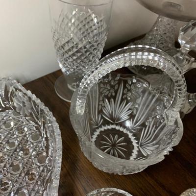 Large Lot Of Clear Glassware Cakeplate Vases Serving Dishes +++