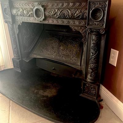 OLD FRANKLIN MAYFLOWER Cast Iron Stove *Read Details*