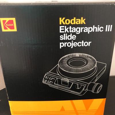 Kodak Ektagraphic III Slide Projector (Missing Slide Tray) -Lot 185
