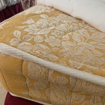 PAIR Single Beds with Bedding, Sheets, Pillows