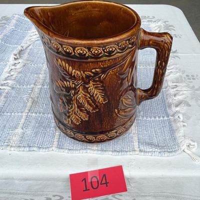 Bennington Pitcher
