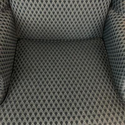 Upright Queen Anneâ€™s Chair