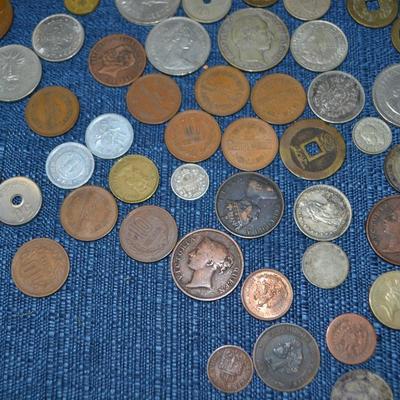 LOT 455. COLLECTION OF VARIOUS COINS