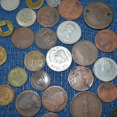 LOT 456 COLLECTION OF VARIOUS COINS