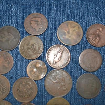 LOT 457. COLLECTION OF VARIOUS COINS