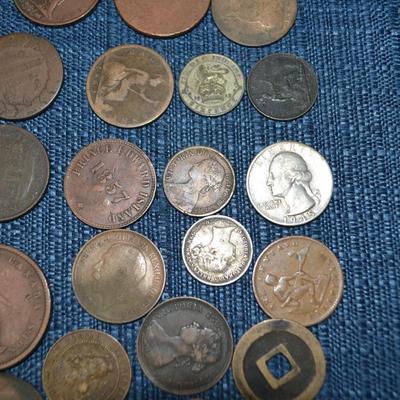LOT 457. COLLECTION OF VARIOUS COINS