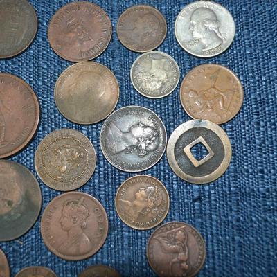 LOT 457. COLLECTION OF VARIOUS COINS