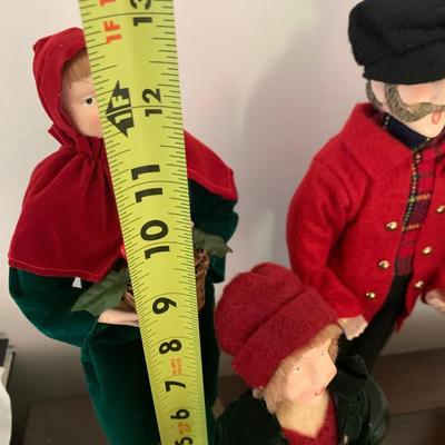 Christmas Carolers Lot