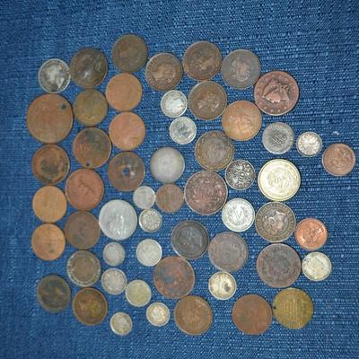 LOT 458. COLLECTION OF VARIOUS COINS