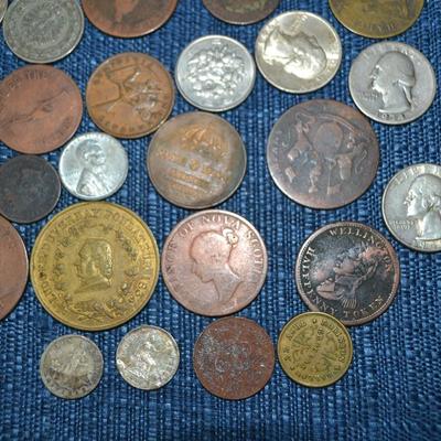LOT 460. COLLECTION OF VARIOUS COINS