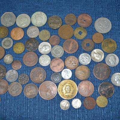 LOT 460. COLLECTION OF VARIOUS COINS