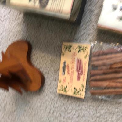 Large Holiday Christmas ðŸŽ„ Winter Lot -Lot 194