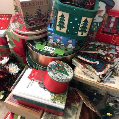 Large Holiday Christmas ðŸŽ„ Winter Lot -Lot 194