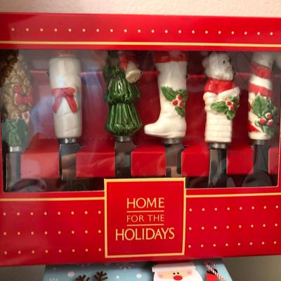 Large Holiday Christmas ðŸŽ„ Winter Lot -Lot 194