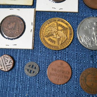 LOT 465. VARIETY OF COINS