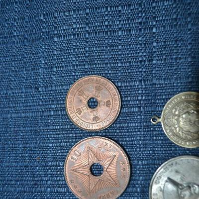 LOT 465. VARIETY OF COINS