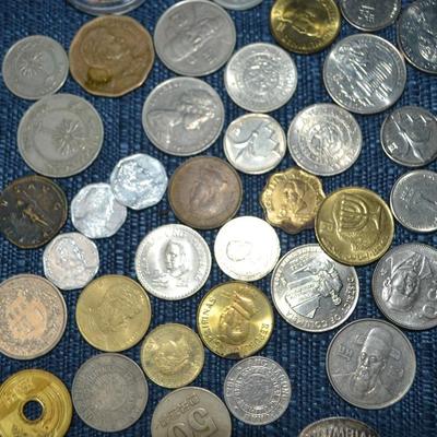 LOT 466. VARIETY OF COINS