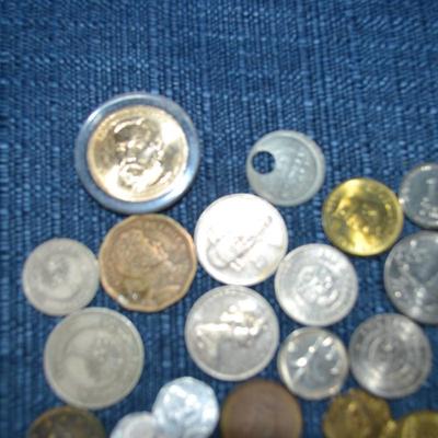 LOT 466. VARIETY OF COINS