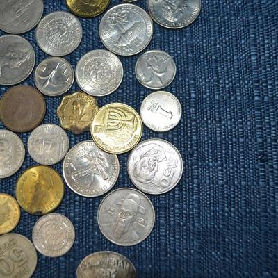 LOT 466. VARIETY OF COINS