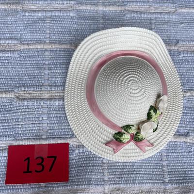 Straw Hat Wall Pocket