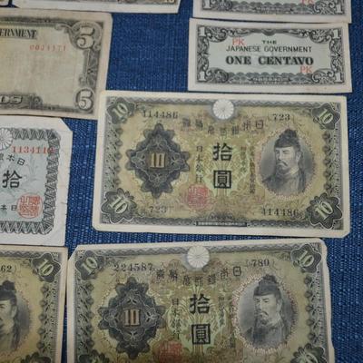 LOT 467. VARIETY OF FOREIGN CURRENCY