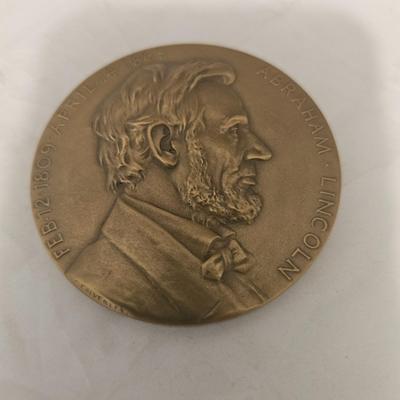 Abraham Lincoln medal Feb 12 1809 April 14 1865