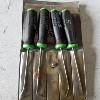 Snap On Picks