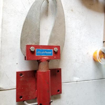 Blue Point Holding Fixture