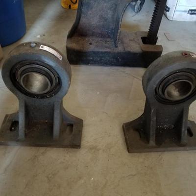 Raised Pillow Block Bearings