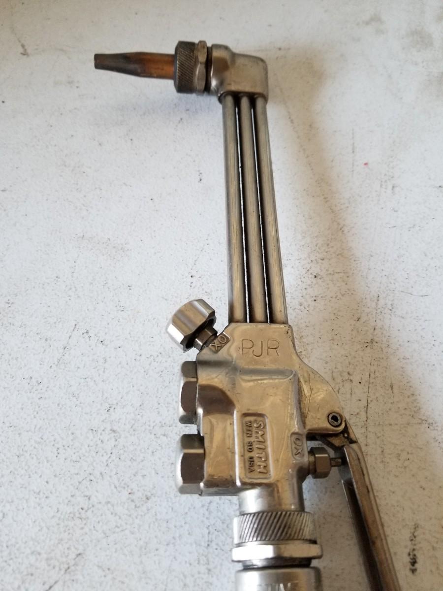 Smith Cutting Torch | EstateSales.org