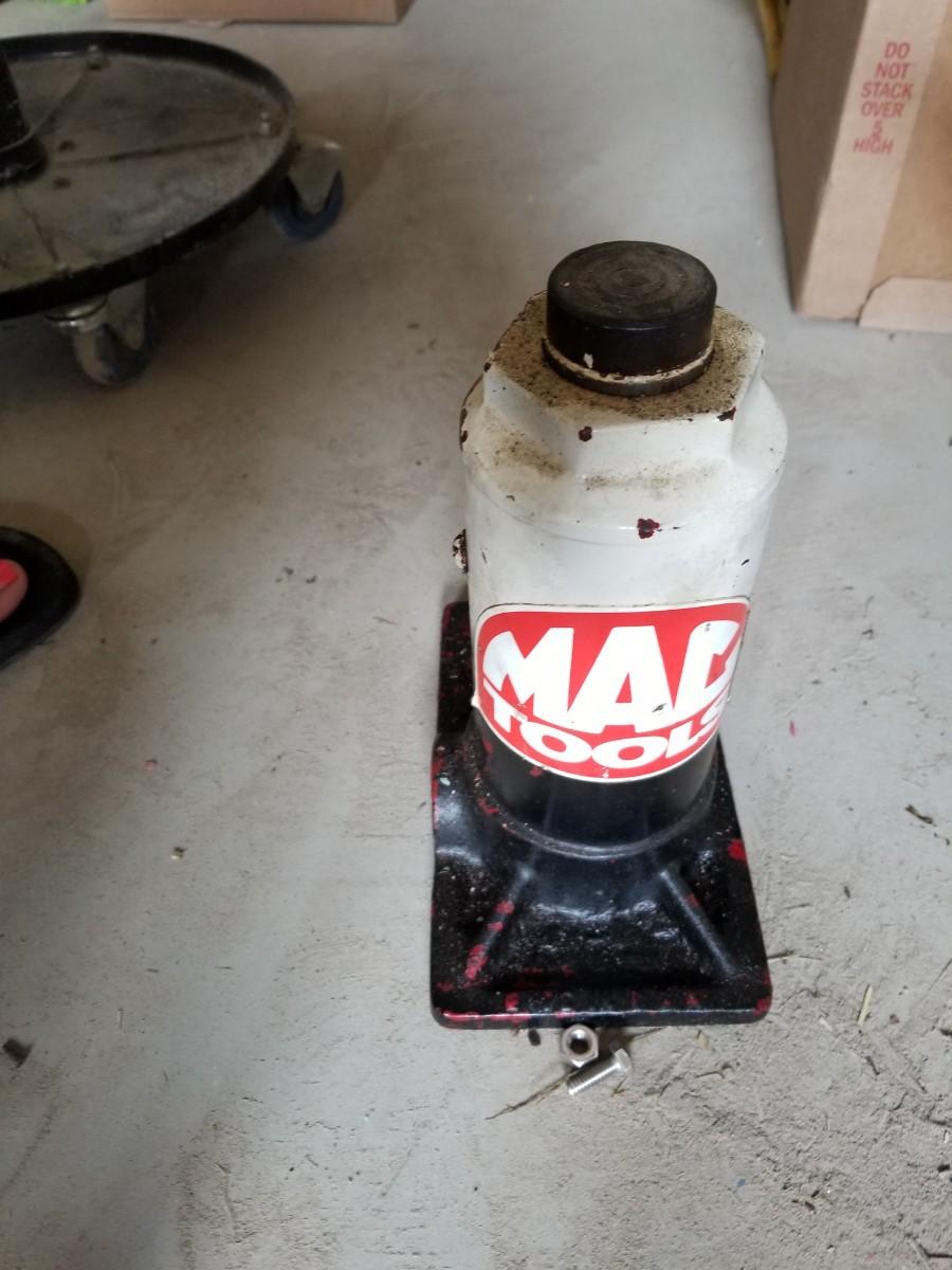 MAC Tools Jack