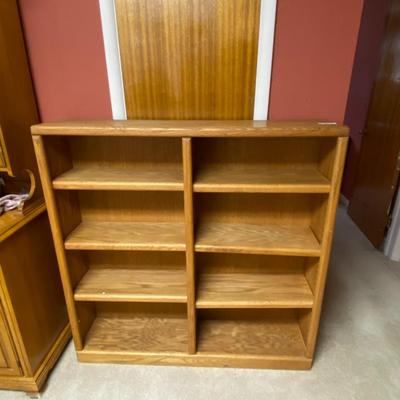 Oak Adjustable 5 Shelf Case