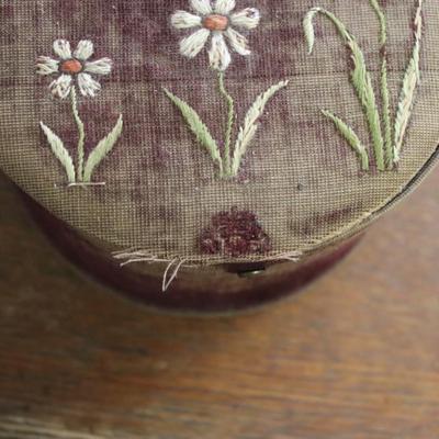 German Kragen Collar Box - 6 inches