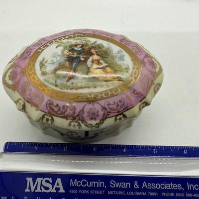 Vtg Porcelain Trinket