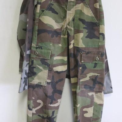 Camo Shirt and Pants  Size Youth 16