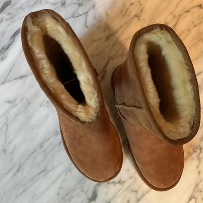 UGG Boots SIZE 5 wome/child