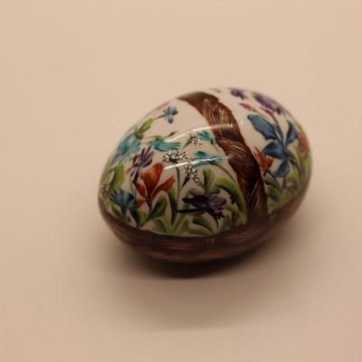 Vtg Hand Painted Egg