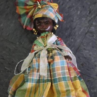 Carribean Doll - Eyes open and close