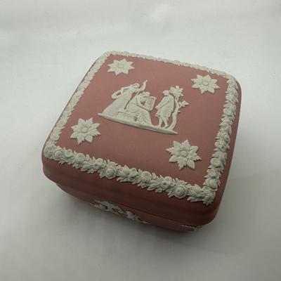 Wedgewood Trinket Box